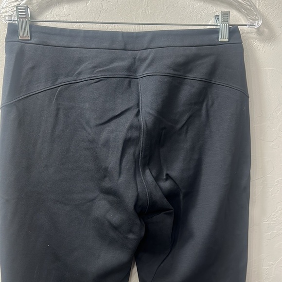 Lululemon black 69% tencel zipper pockets pants size 6 - Picture 6 of 12